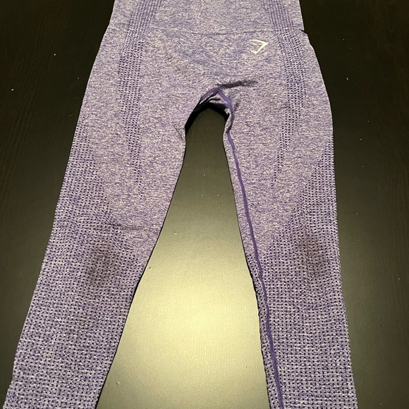 Purple High Waisted Leggings with Butt Lifting Support, Size Medium - Picture 5 of 6
